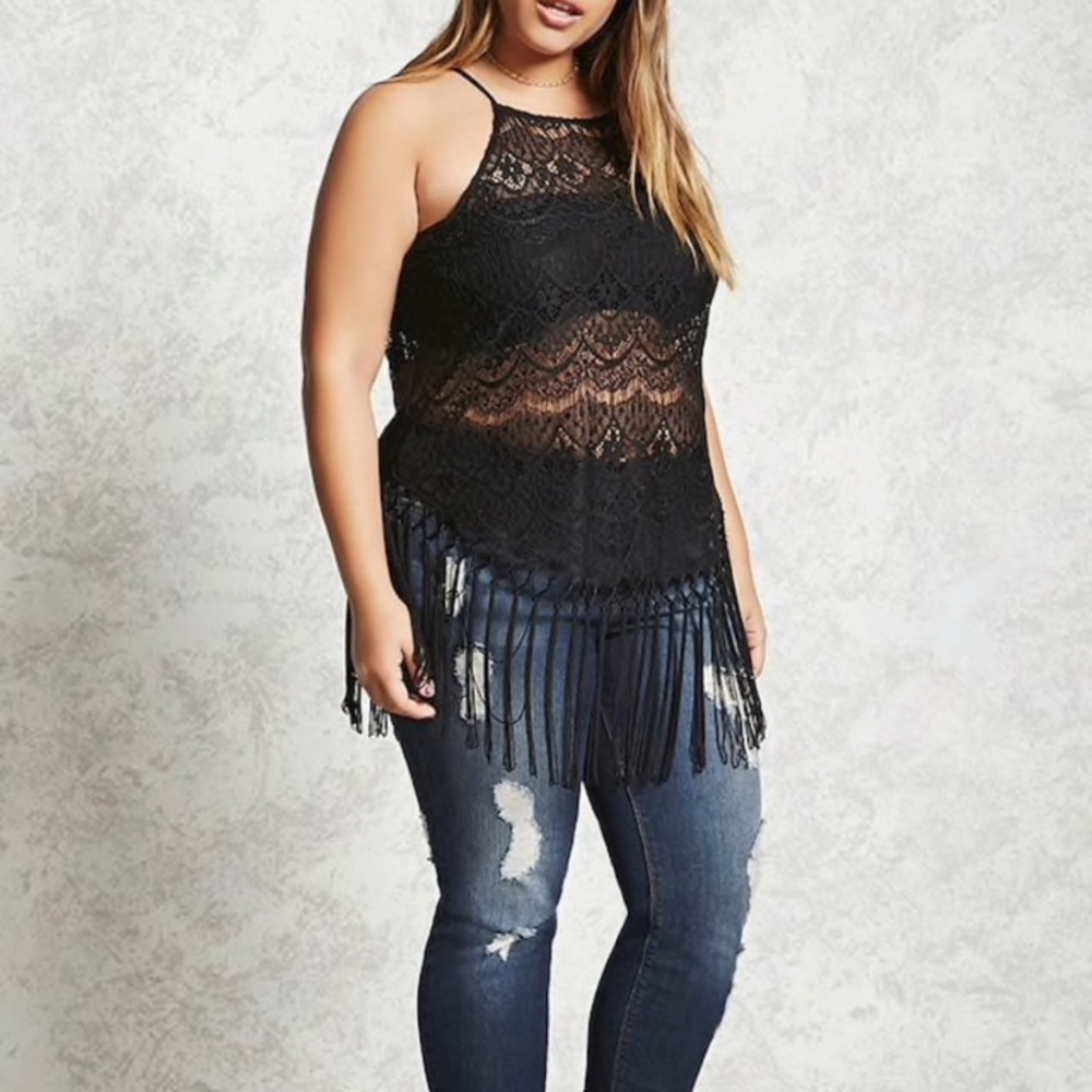 Long Fringe & Lace Sleeveless Top - Picture 6 of 8